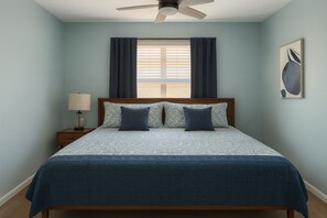 4 bedrooms, iron/ironing board, WiFi, bed sheets