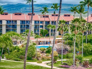 Exterior - Suite Paradise! Kitchen Perks, Washer/Dryer, WiFi, Scenic Lanai–Kamaole Sands 1402 (KIHEI)