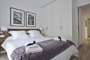 2 chambres, fer et planche à repasser, Wi-Fi gratuit, draps fournis