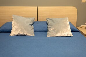 3 chambres, fer et planche à repasser, accès à Internet, literie fournie