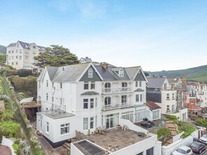 Exterior - 2 Bed in Woolacombe (oc-shore1) (Woolacombe)
