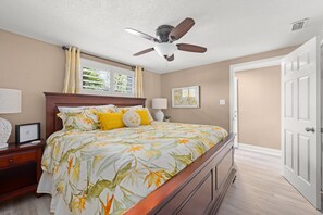 3 bedrooms, WiFi, bed sheets