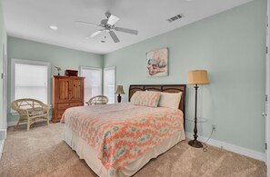 4 chambres, fer et planche à repasser, Wi-Fi gratuit, draps fournis