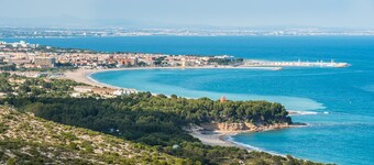 Catalunya Casas: Villa Cunit til 8 gæster, 5 minutter fra havet!