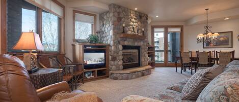 Flat-screen TV, fireplace, DVD player