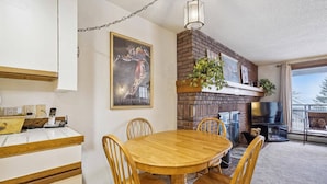Dining - Ski-in/ski-out 2 bedroom condo with fireplace, pool & hot tub. (Killington)