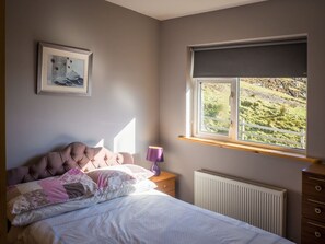 4 Schlafzimmer, Bügeleisen/Bügelbrett, Reisekinderbett, kostenloses WLAN