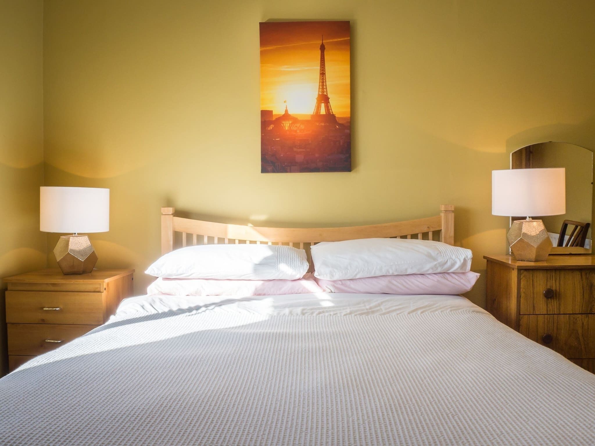 4 Schlafzimmer, Bügeleisen/Bügelbrett, Reisekinderbett, kostenloses WLAN