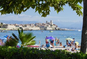 Plage à proximité, serviettes de plage