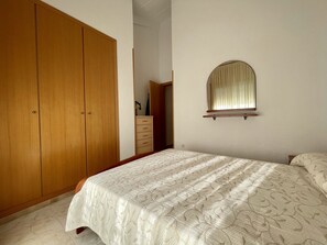2 Schlafzimmer, Bettwäsche
