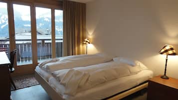 1 bedroom, iron/ironing board