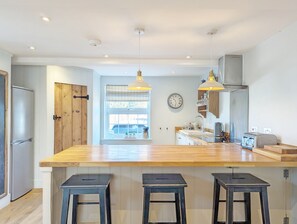 Fridge, microwave, oven, toaster