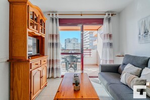 TV - Zafiro 34B - Grupo Turis - Calpe, Costa Blanca (Calpe)