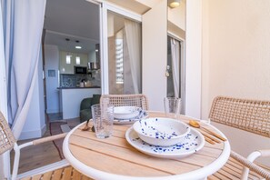 Dining - Cubo's Estudio 118 Benal Beach Sea View/ beachfront / free wifi (Benalmádena)