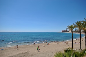 Una playa cerca
