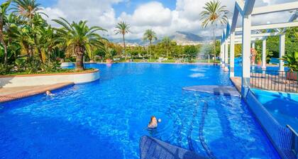 Cubo's Estudio 118 Benal Beach Sea View/ beachfront / free wifi