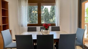 Dining - MUSEU BAIXOS 4D (L'Escala)