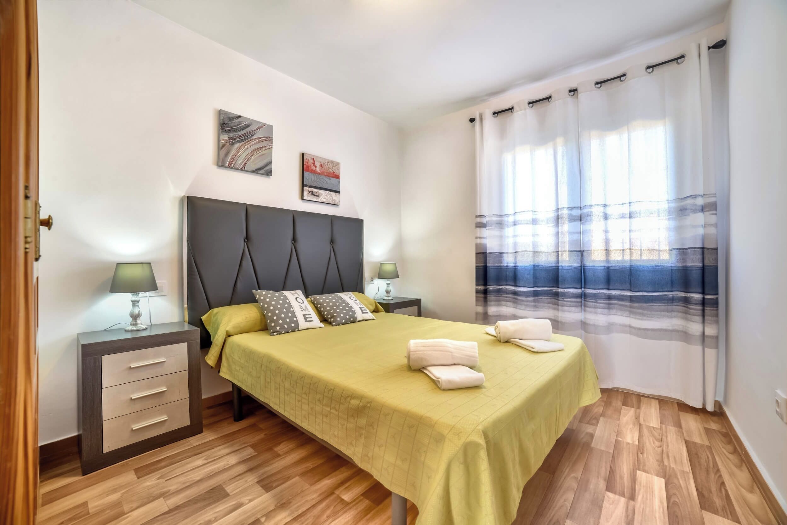 4 bedrooms, iron/ironing board, free WiFi, bed sheets