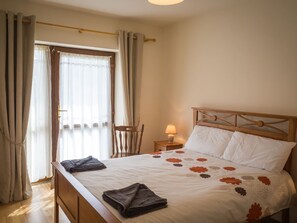 4 camere, ferro/asse da stiro, Wi-Fi gratuito, lenzuola