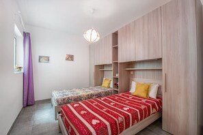 3 bedrooms, iron/ironing board, free WiFi - The Hillock North D6 (Marsalforn)
