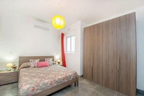 3 bedrooms, iron/ironing board, free WiFi - The Hillock North D6 (Marsalforn)