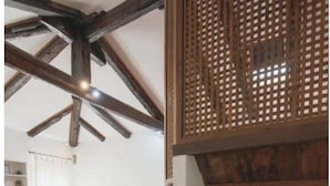 تلفزيون، مشغل دي في دي، كُتُب، ستيريو