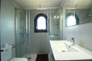 Bathtub