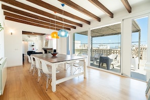 Outdoor dining - VILLA OASIS TERRA BLANCA (Palma de Mallorca)