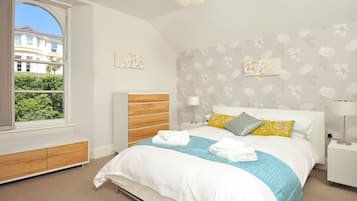 1 bedroom, iron/ironing board, Internet, bed sheets