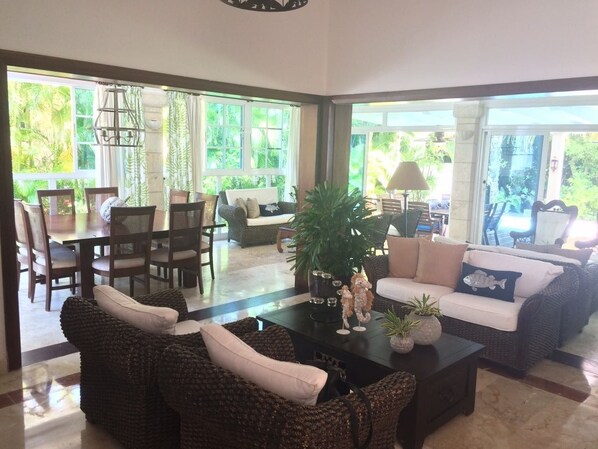 Villa | Living room | Flat-screen TV - Tortuga B-47 (Punta Cana)