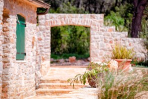 Property grounds - Villa Divina Palace with Swimming pool (Stari Grad)