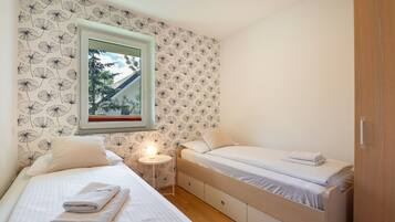 2 bedrooms, free WiFi, bed sheets