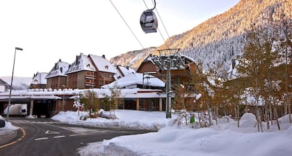 Val de Ruda Luxe 45 by FeelFree Rentals