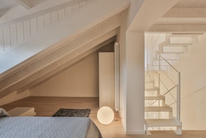 2 Schlafzimmer, schallisolierte Zimmer, Bügeleisen/Bügelbrett