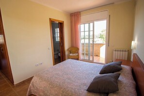 4 quartos, ferros/tábuas de passar roupa, Wi-Fi de cortesia