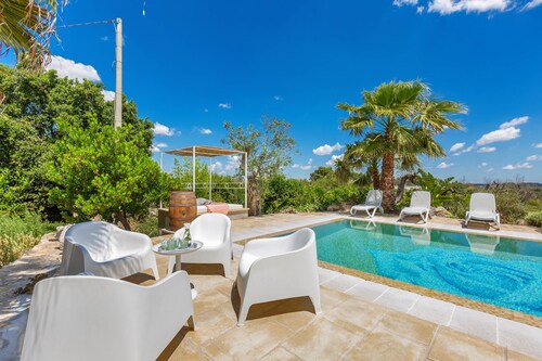 Pajara Gianfredi by BarbarHouse