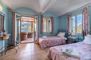 3 bedrooms, WiFi, bed sheets