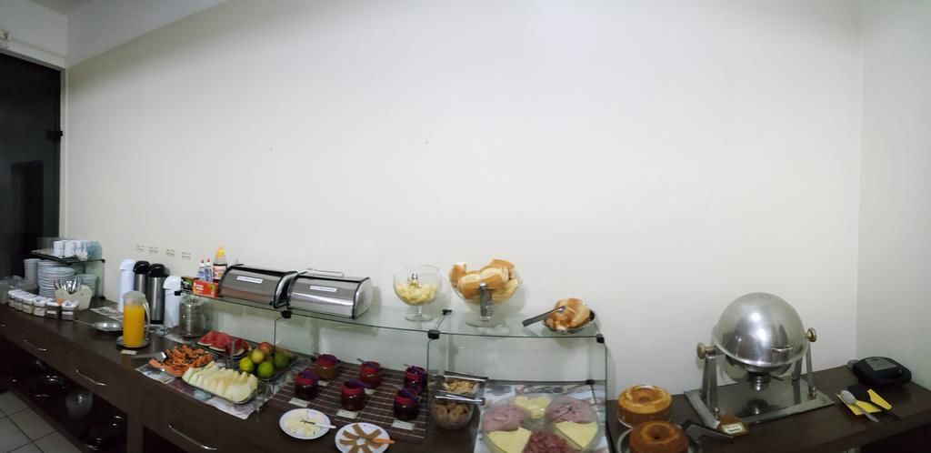 Desayuno buffet incluido todos los días 