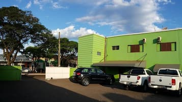 Fachada da propriedade