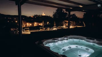 室外 SPA 浴缸