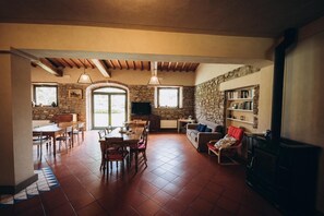 TV, fireplace, foosball, table tennis - Exlusive Villa with swimming pool and SPA 18 guests (poppi)