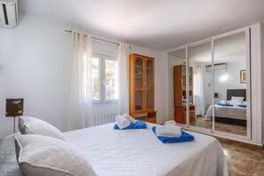 6 habitaciones, tabla de planchar con plancha y wifi gratis 