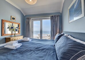 3 chambres, fer et planche à repasser, Wi-Fi gratuit, draps fournis