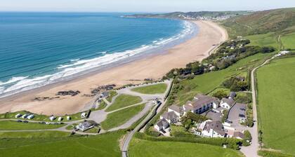 3 Bed in Clifton Court (oc-fl8)