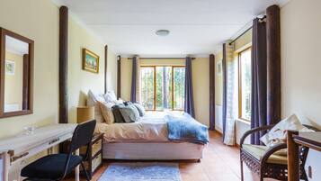2 habitaciones, tabla de planchar con plancha, internet y ropa de cama