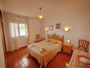 3 bedrooms, iron/ironing board, WiFi, bed sheets - Pepe- sea view, private pool, chill out on spacious terrace (Benissa)