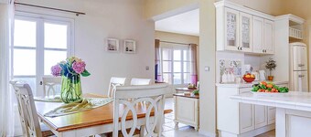 Villa Nikolas