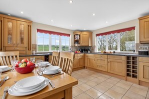 Dining - 3 Bed in Braunton (oc-ashb) (Braunton)