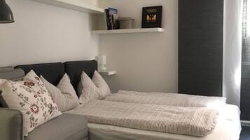 2 室のベッドルーム、アイロン / アイロン台、旅行用ベビーベッド、WiFi