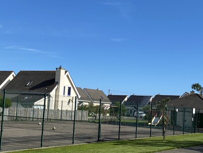 Glendale Chestnut Grove Holiday Home, Glendale, Rosslare Strand, Co.Wexford - 3 Bed - Sleeps 6